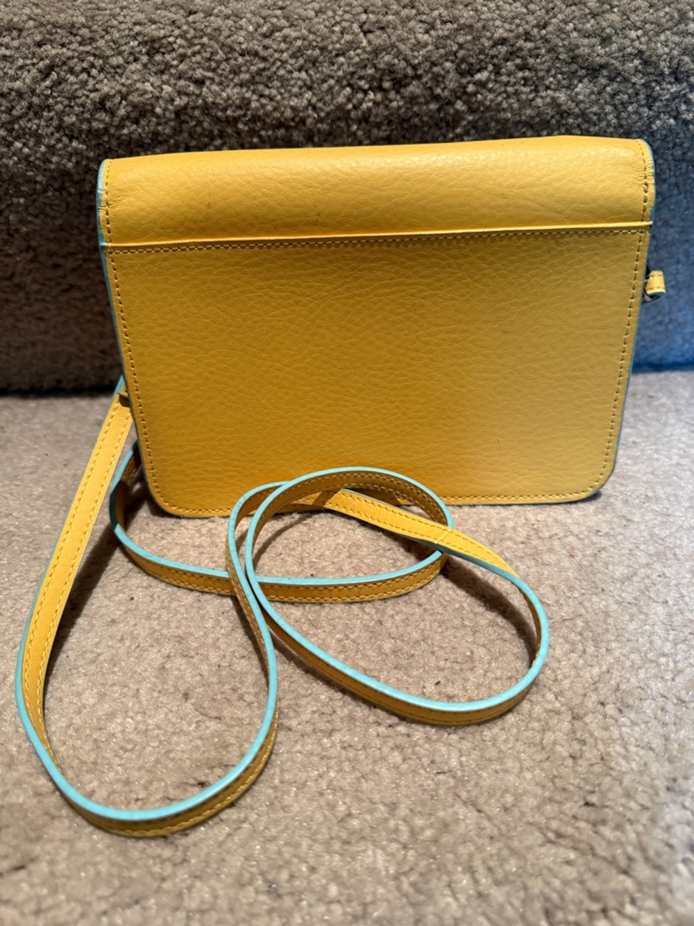 BRAND NEW Baekgaard Yellow Leather City Hipster Crossbody. Lemon/Caribbean Blue - Picture 3 of 9
